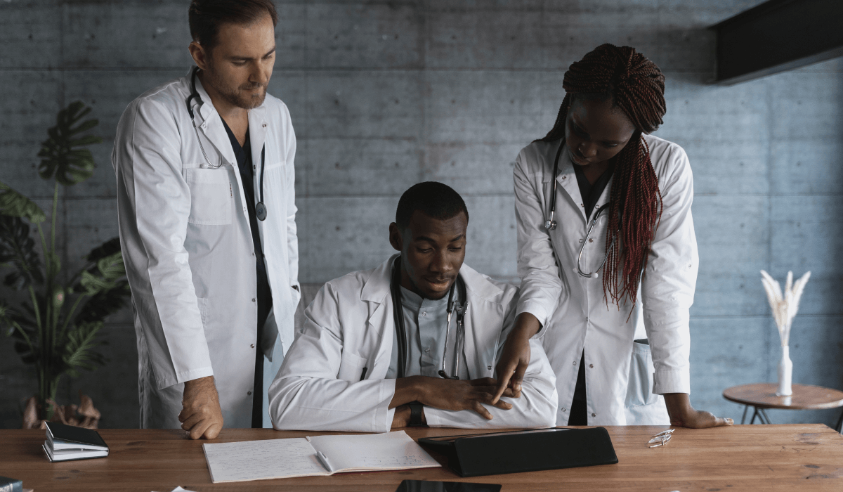 Why doctor collaboration is crucial for diagnosis